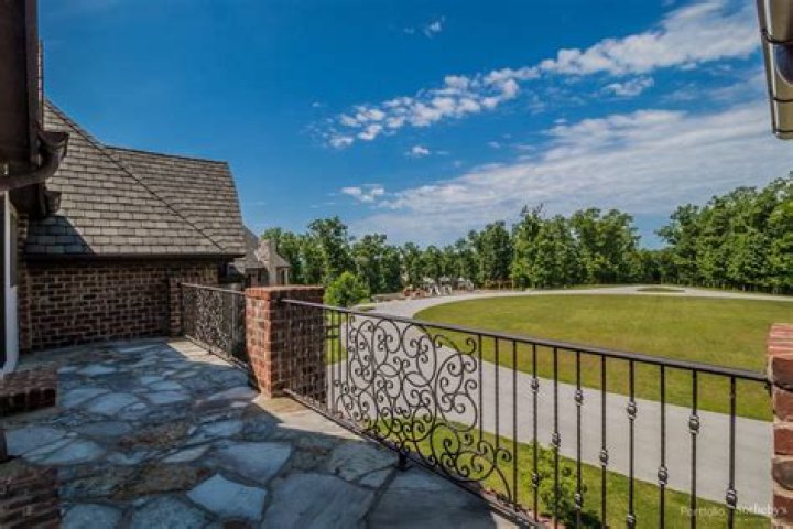 Cole Hamels' Impressive Height: A Closer Look