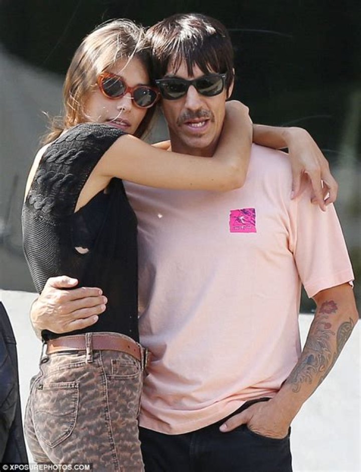 Discover The Latest Scoop On Kiedis And His Girlfriend