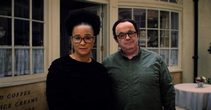 Discover The Unseen Truths Behind The Bridgerton Mirror: An Unforgettable Reading Experience