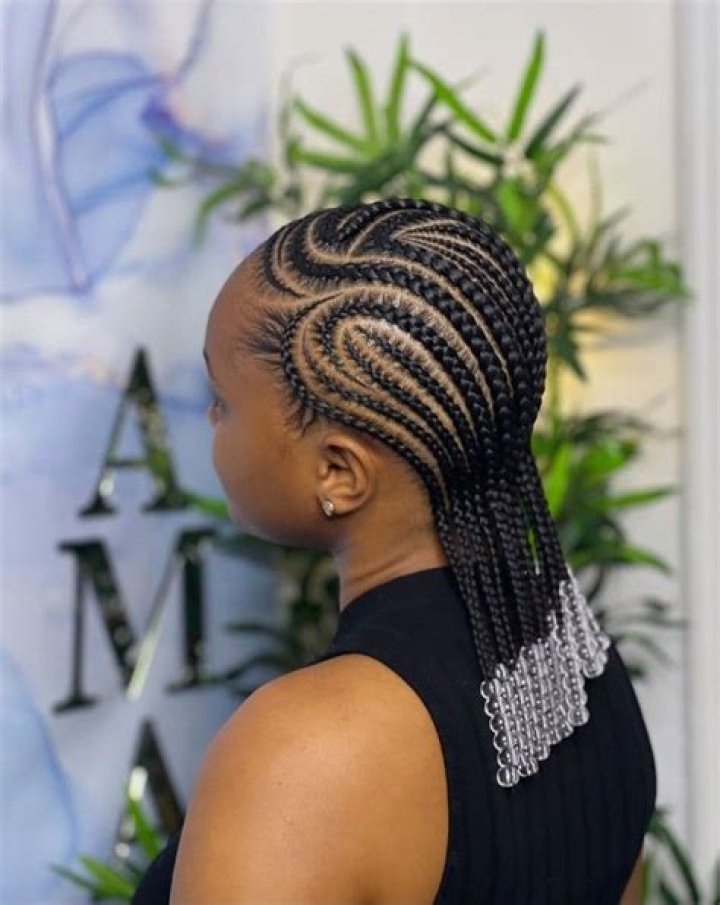 Enchanting Carrot Hairstyle: A Guide To Striking Red Tresses