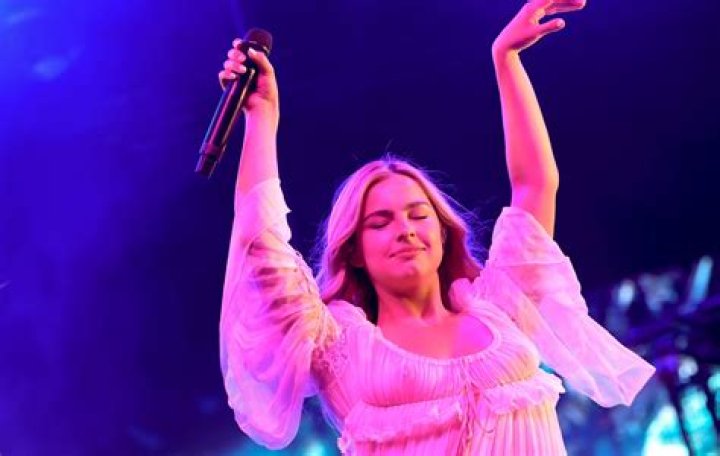 Full Exposure: Addison Rae's Leaked Tapes Revealed