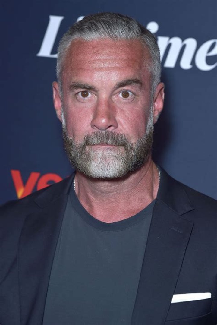 Learn The Exact Age Of Jay Harrington's Son: Uncover The Mystery