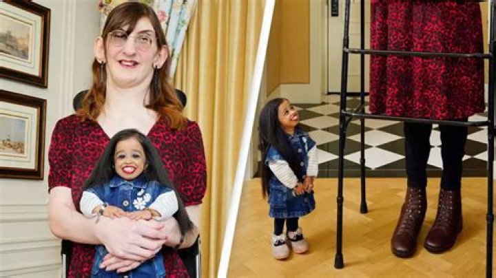 Meet The World's Smallest Girl: An Astonishing Story
