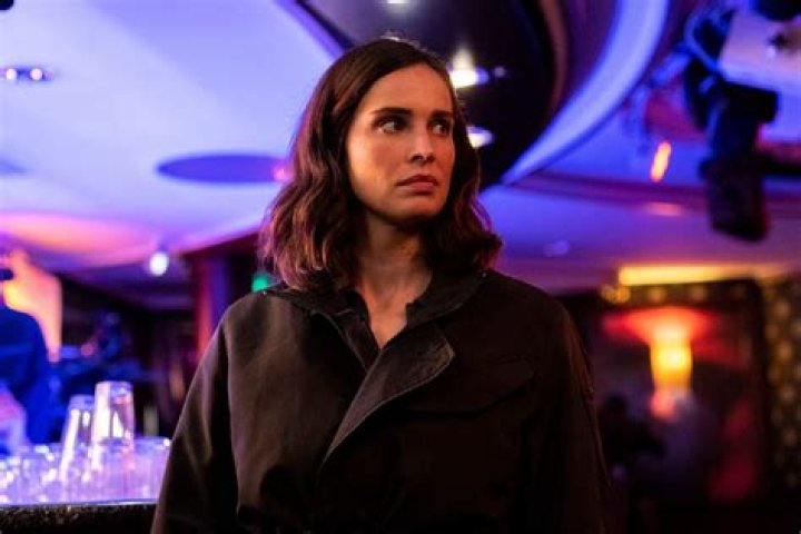 The Astonishing Net Worth Of Heida Reed: A Hollywood Revelation