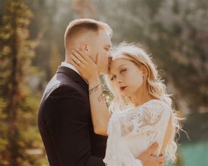 The Enchanting Story: Zach And His Timeless Wife