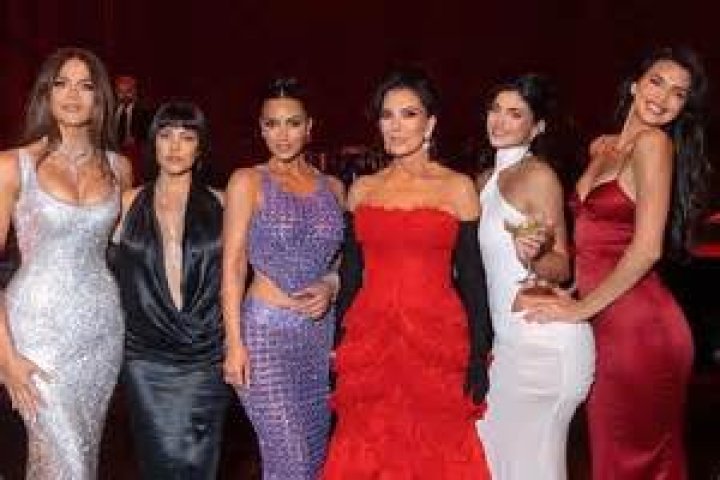 Timeline Of Kris Jenner's Notable Relationships