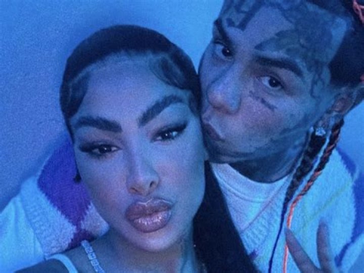 Unveiling The Allure Of Yailin La Mas: A Rising Star