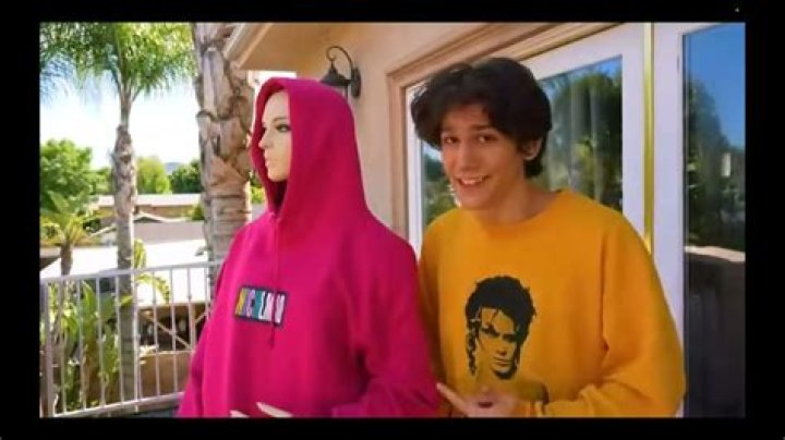 What Happened To Nich And Zoe? Unraveling The Breakup Rumors